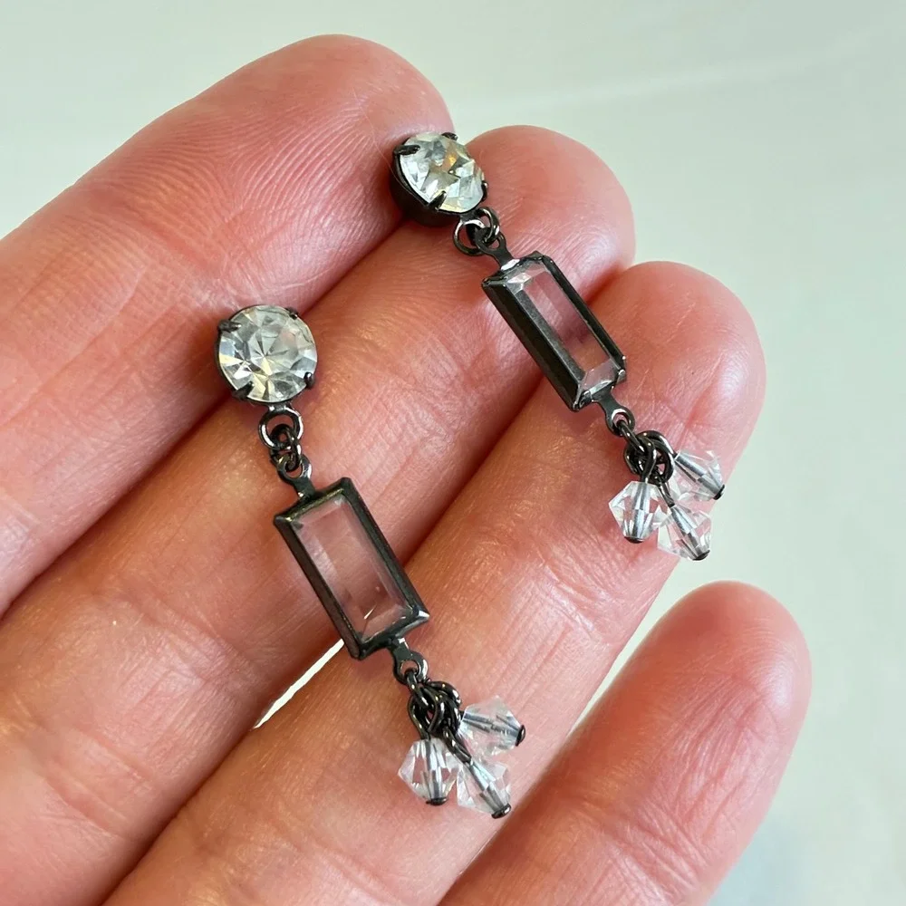 Rhinestone‎ Dangle Drop Earrings Gunmetal Clear Crystal Geometric Cheryl Reis